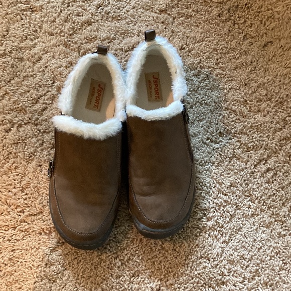 J sport memory foam slip on shoes - Picture 4 of 6